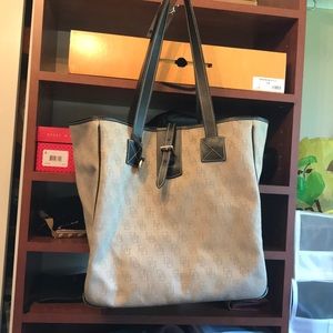 Dooney and Bourke authentic large bag